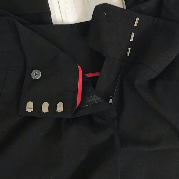 Essentials by ABS Capri Dress Pants. - Picture 7 of 8